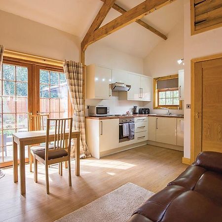 Redbrick Lodges Clipstone ภายนอก รูปภาพ