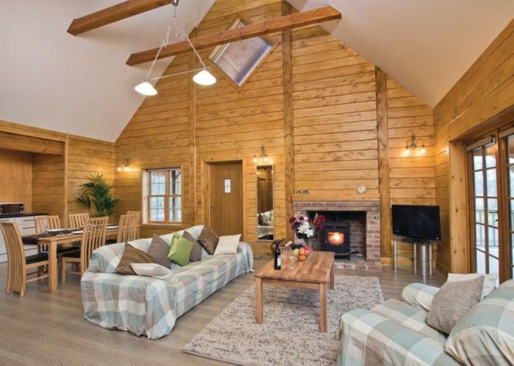 Redbrick Lodges Clipstone ภายนอก รูปภาพ